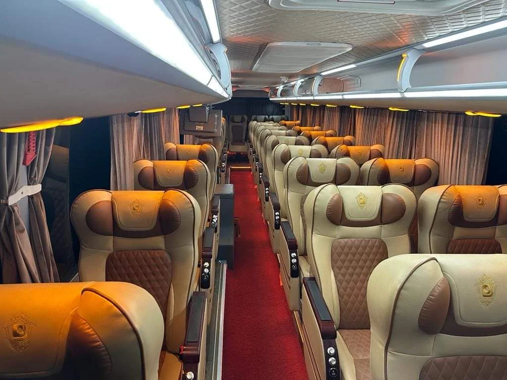 باص عمرة VIP من الرياض